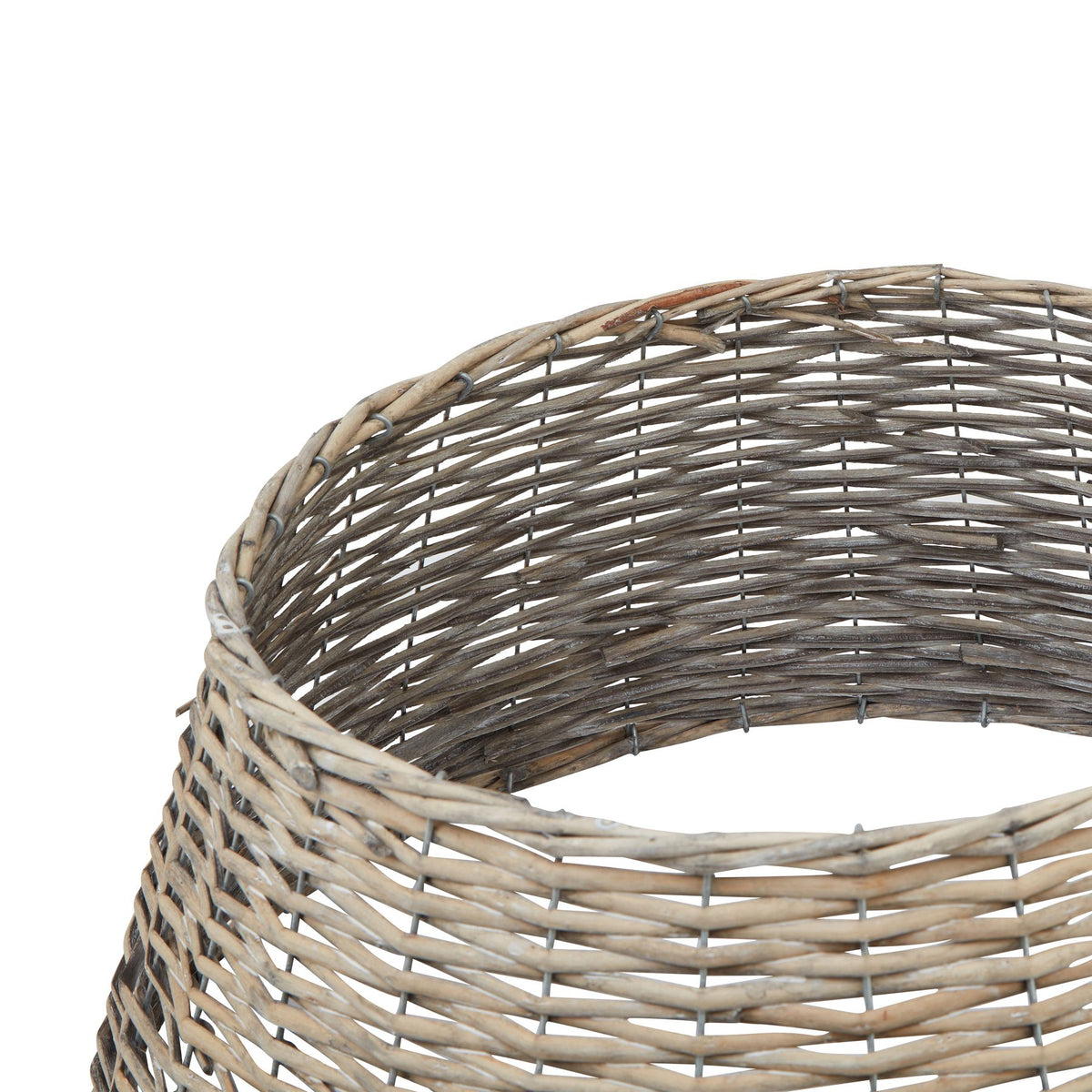 Wicker Tree Skirt - PLAINLY DOES IT