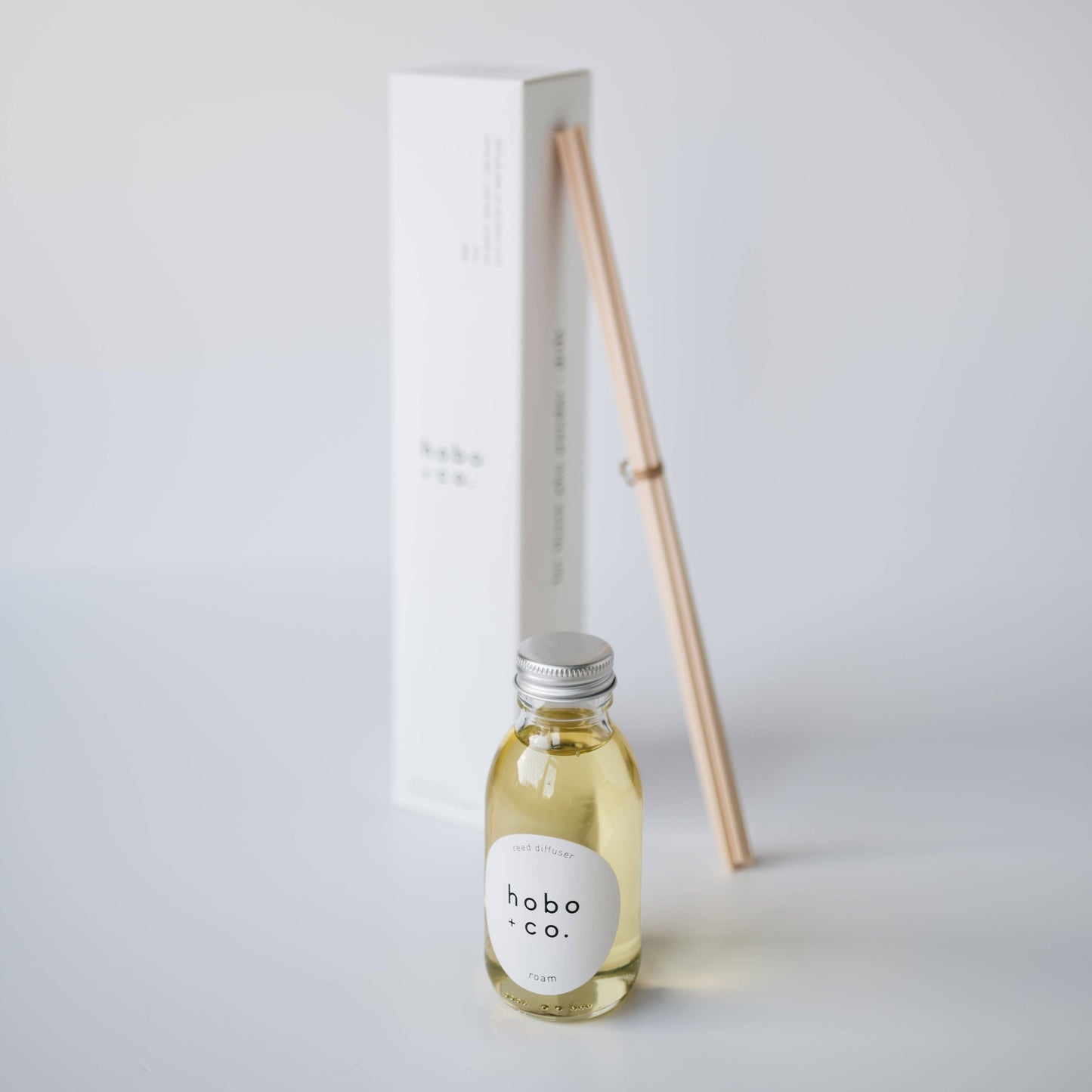 Roam Cedarwood, Lemon & Lemongrass Essential Oil Reed Diffuser, 100ml