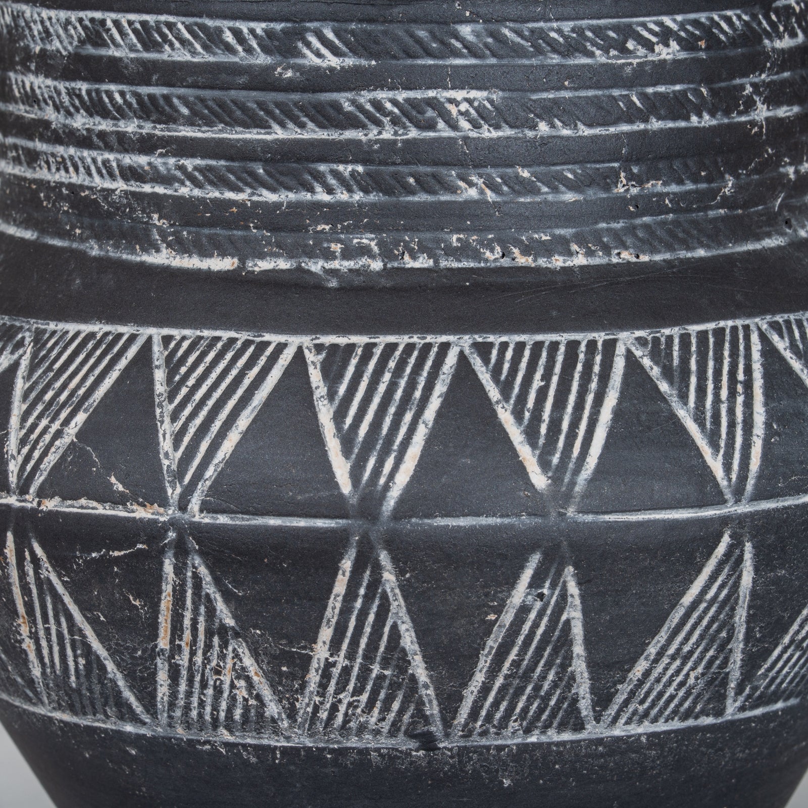 Etched Collection Pot With Handle