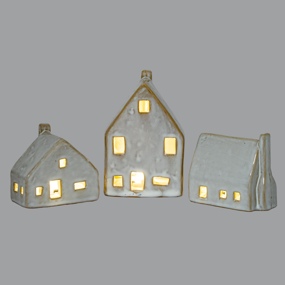Nook Ceramic Cottage With LED Light - PLAINLY DOES IT