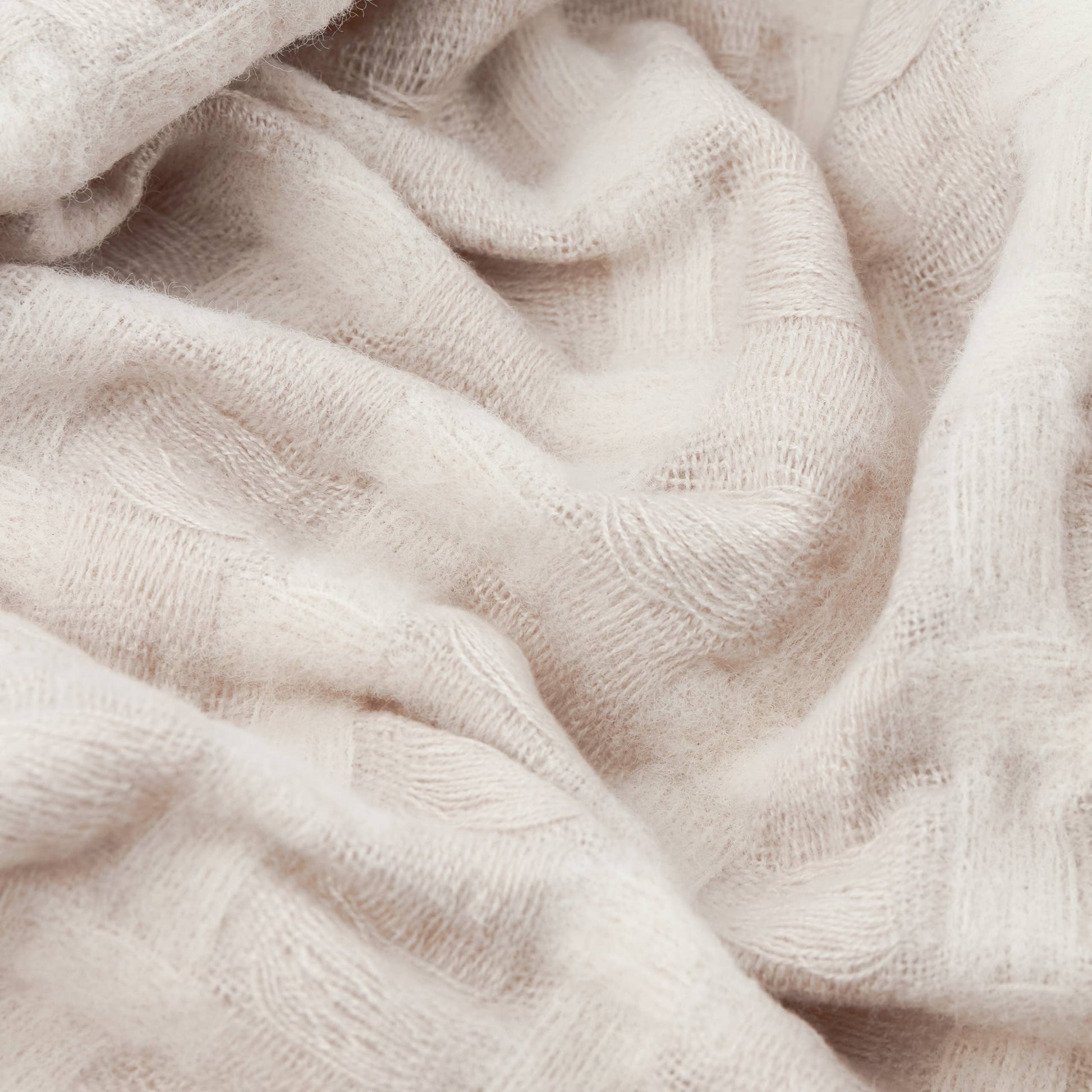 Walton Waffle Fringed Throw - Linen, 130 × 180cm