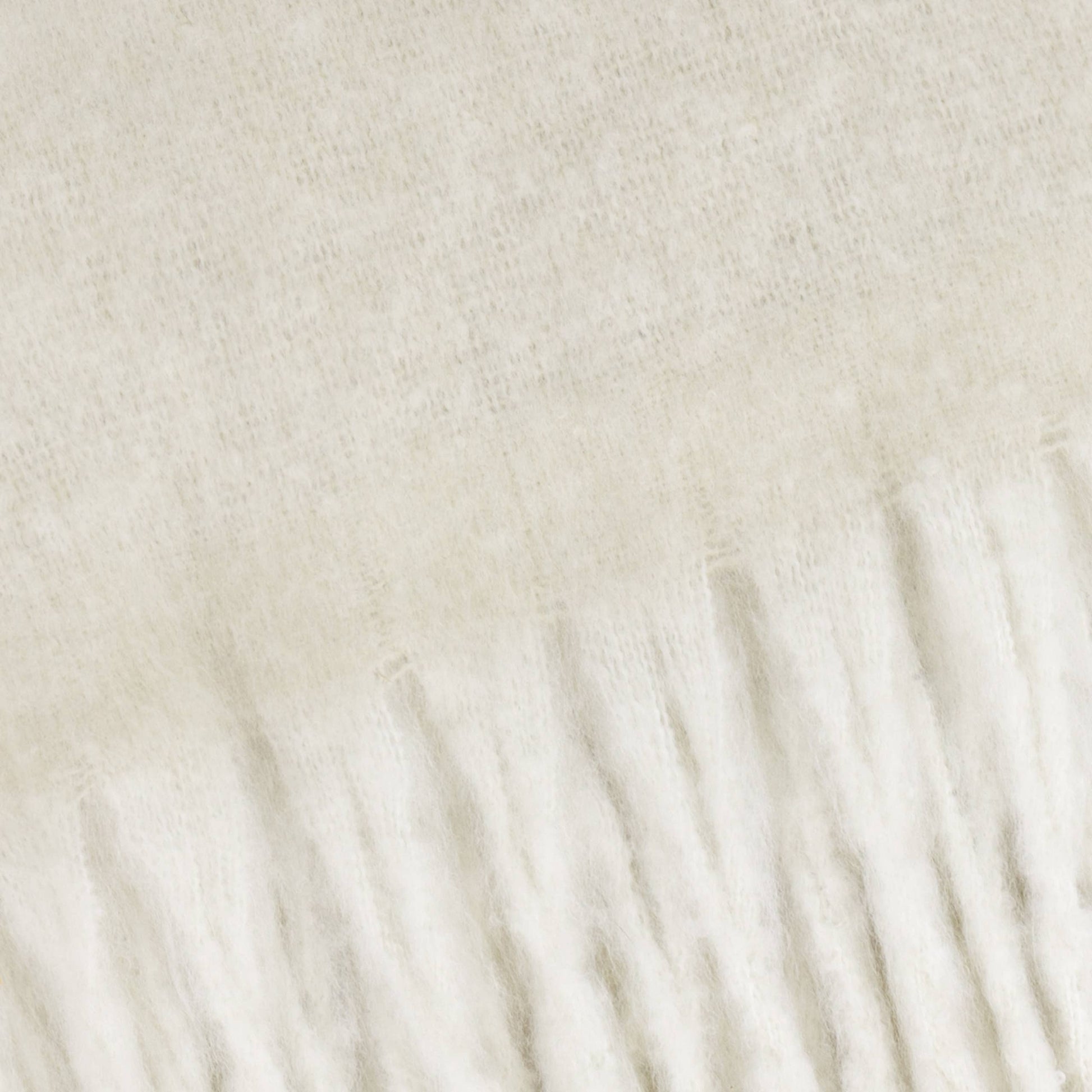 Cozy Woven Tasselled Throw - Ecru, 140 × 180cm