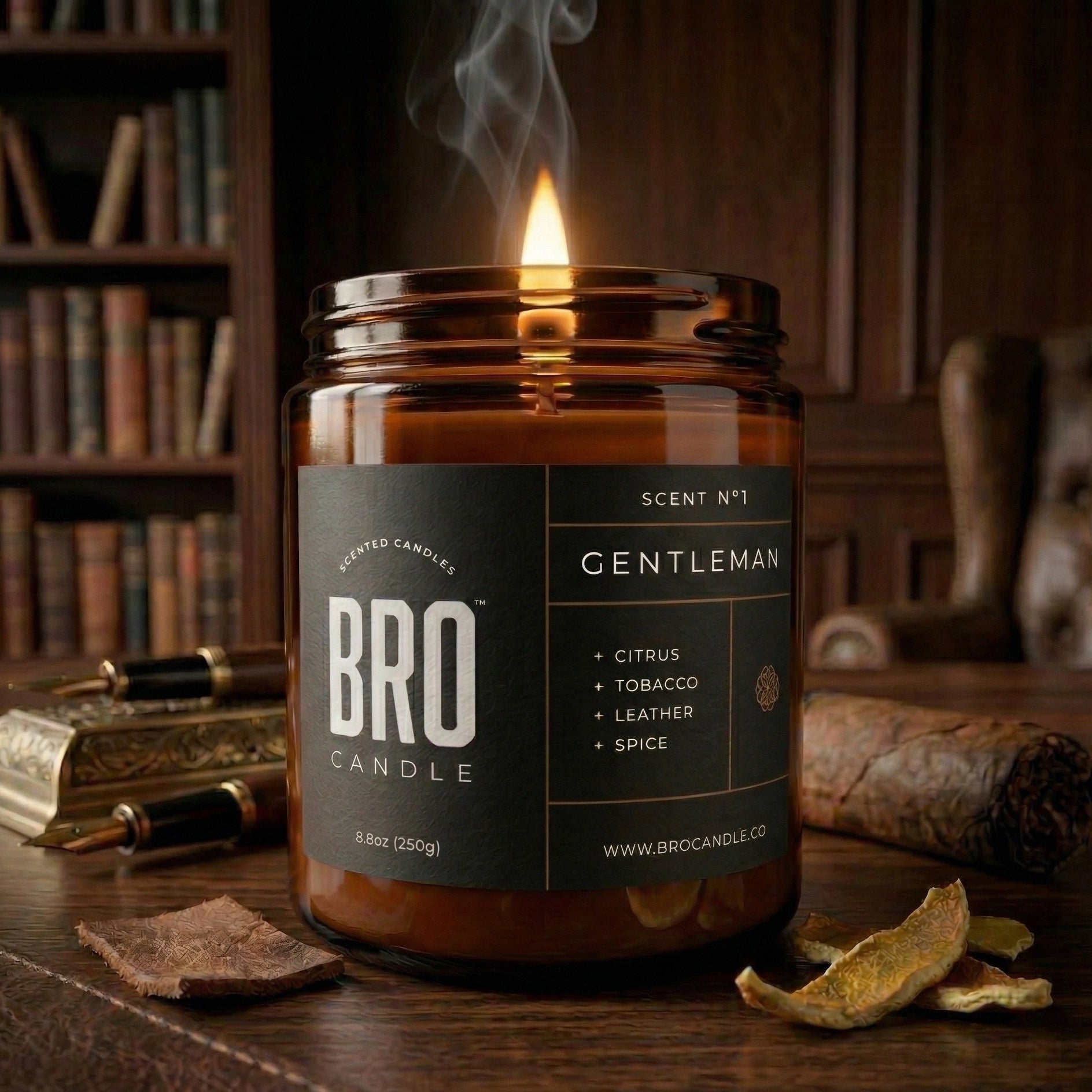 The Gentleman Tobacco & Leather Scented Candle